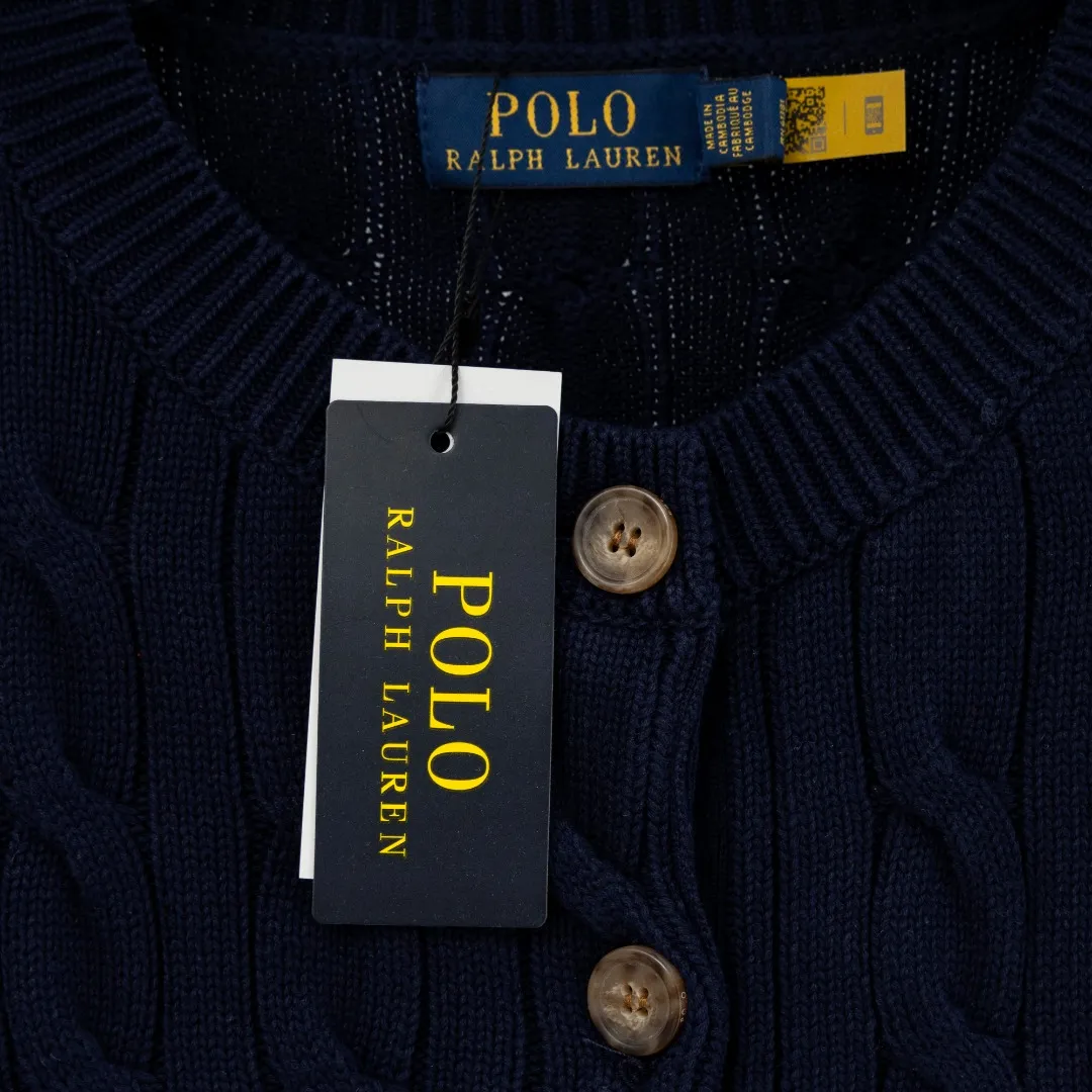 P290 top version (different currencies) You can scan the code to enter the official website. Style: Ralph Lauren POLO Ralph Lauren small label embroidered knitted cardigan jacket. Color: Picture color. Size: S-XL. Fabric: pure cotton. Accessories: full set of customized accessories. No gender distinction. Same style for men and women.